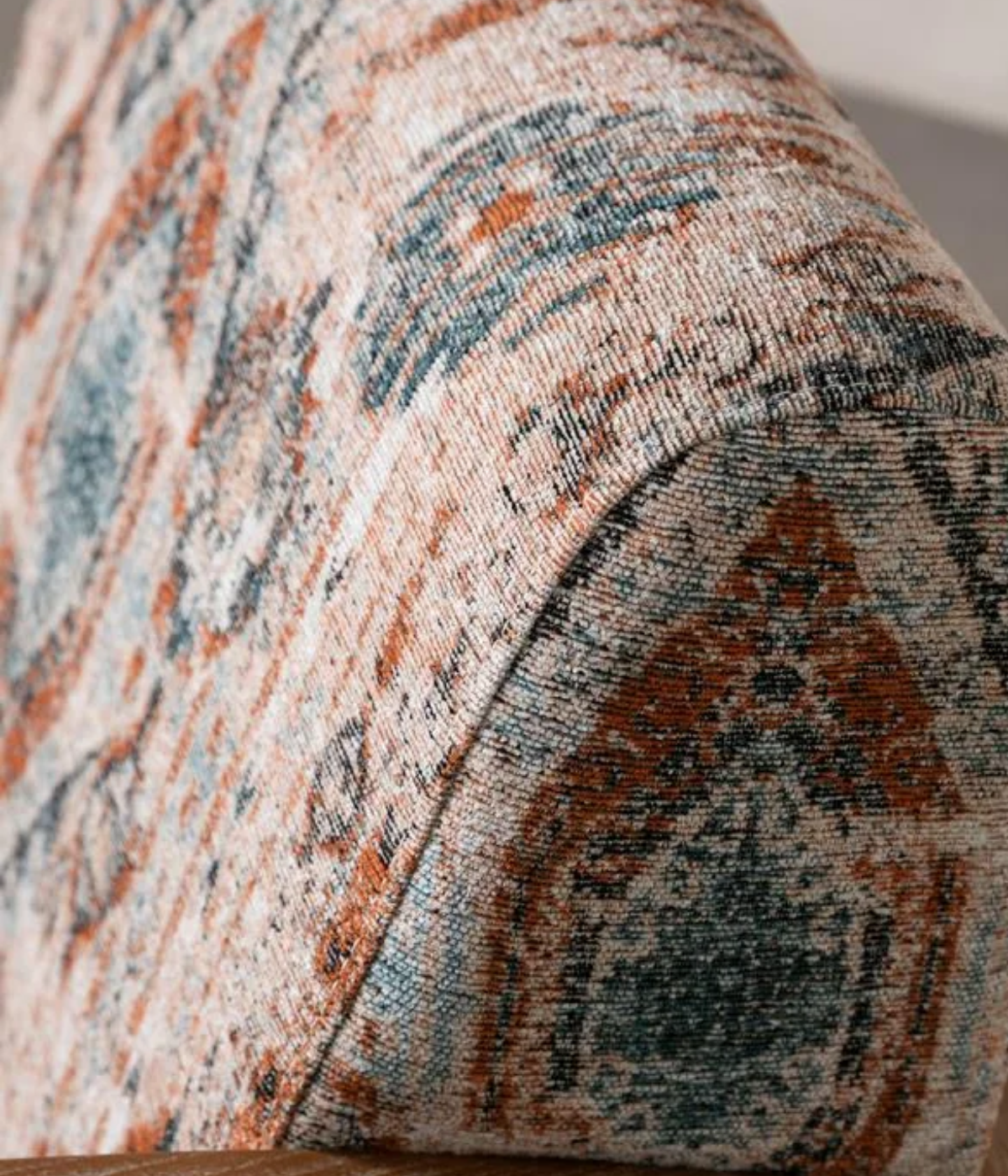 MAGGIE ARMCHAIR ETHNIC PATTERNED TILE