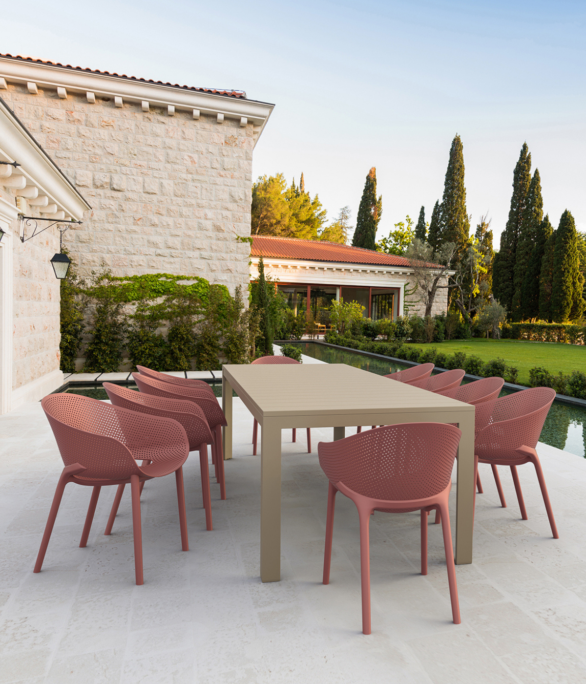 Atlantic Table 210/280