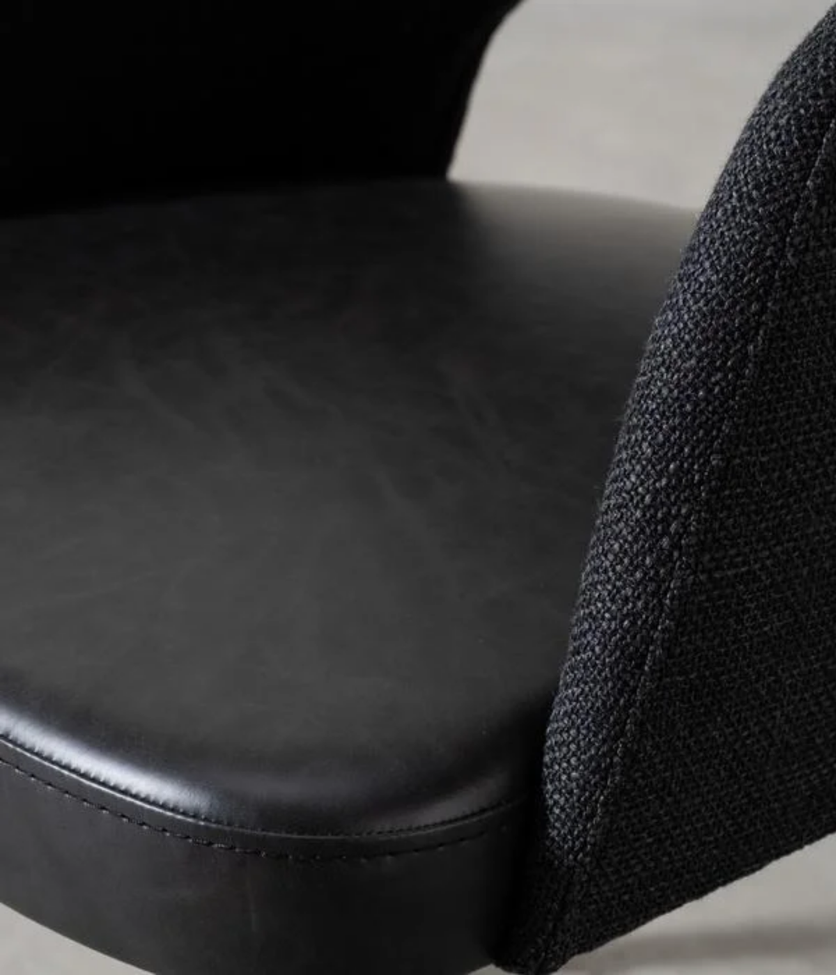 SPRING FABRIC CHAIR