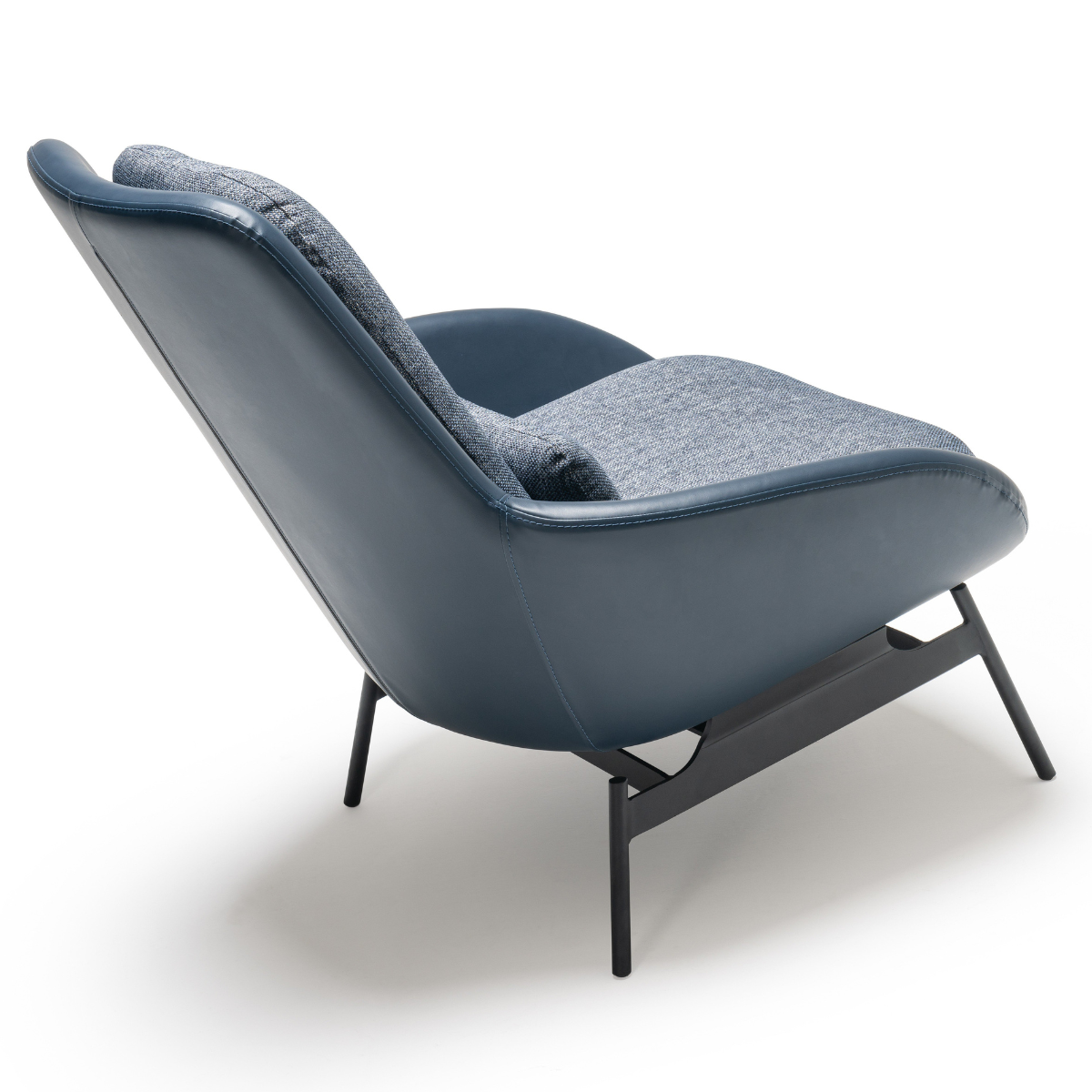 Ortica Lounge Chair