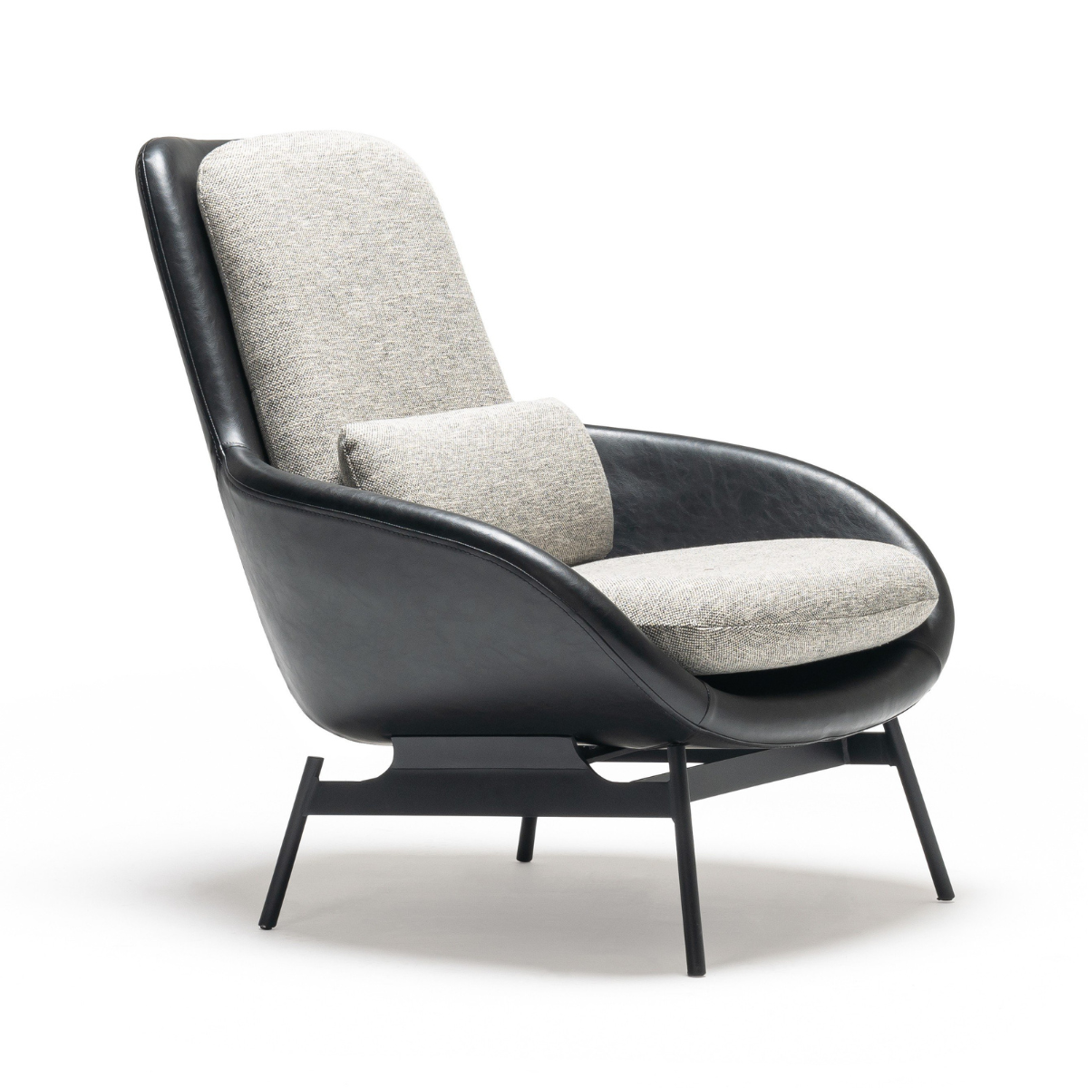 Ortica Lounge Chair