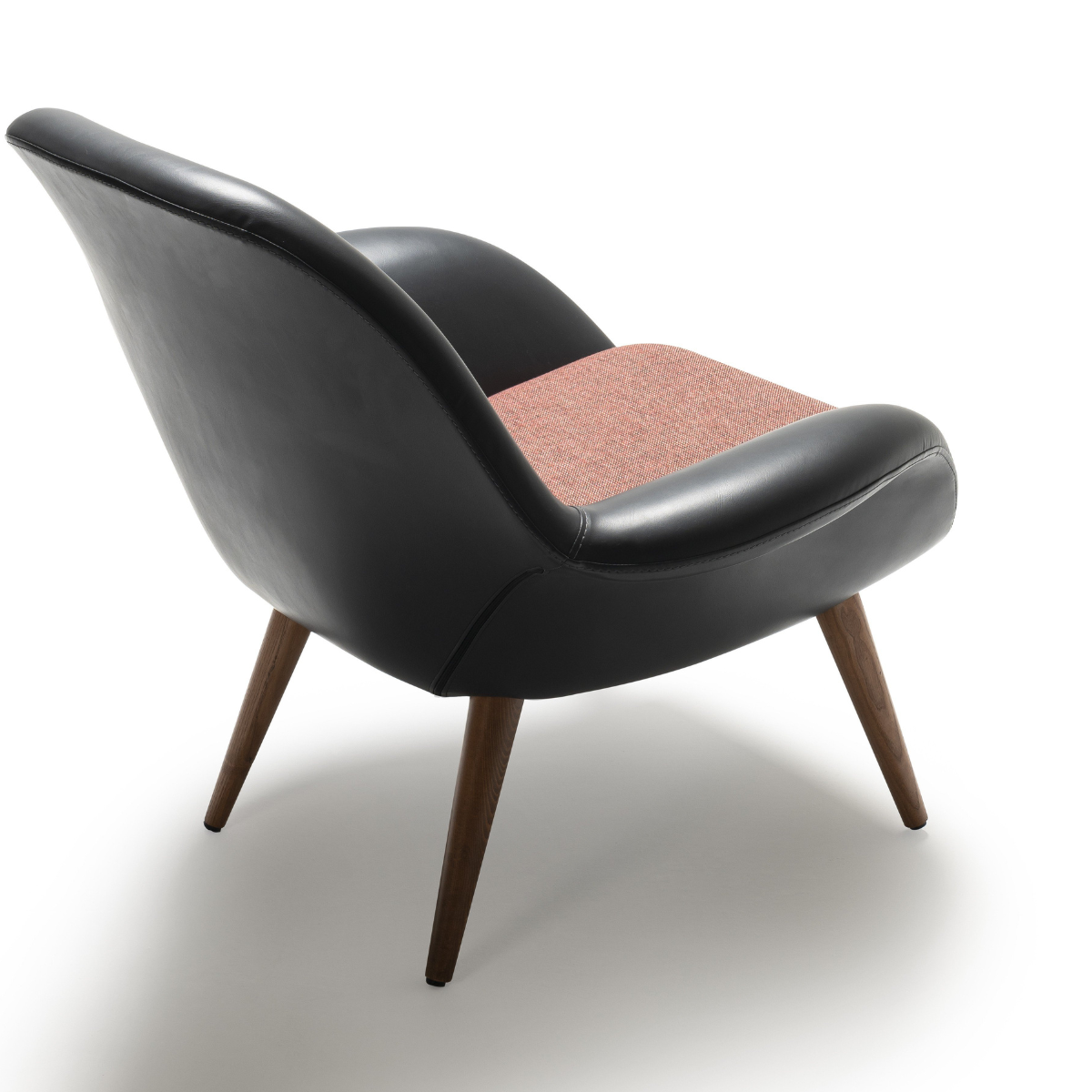 Nare Lounge Chair