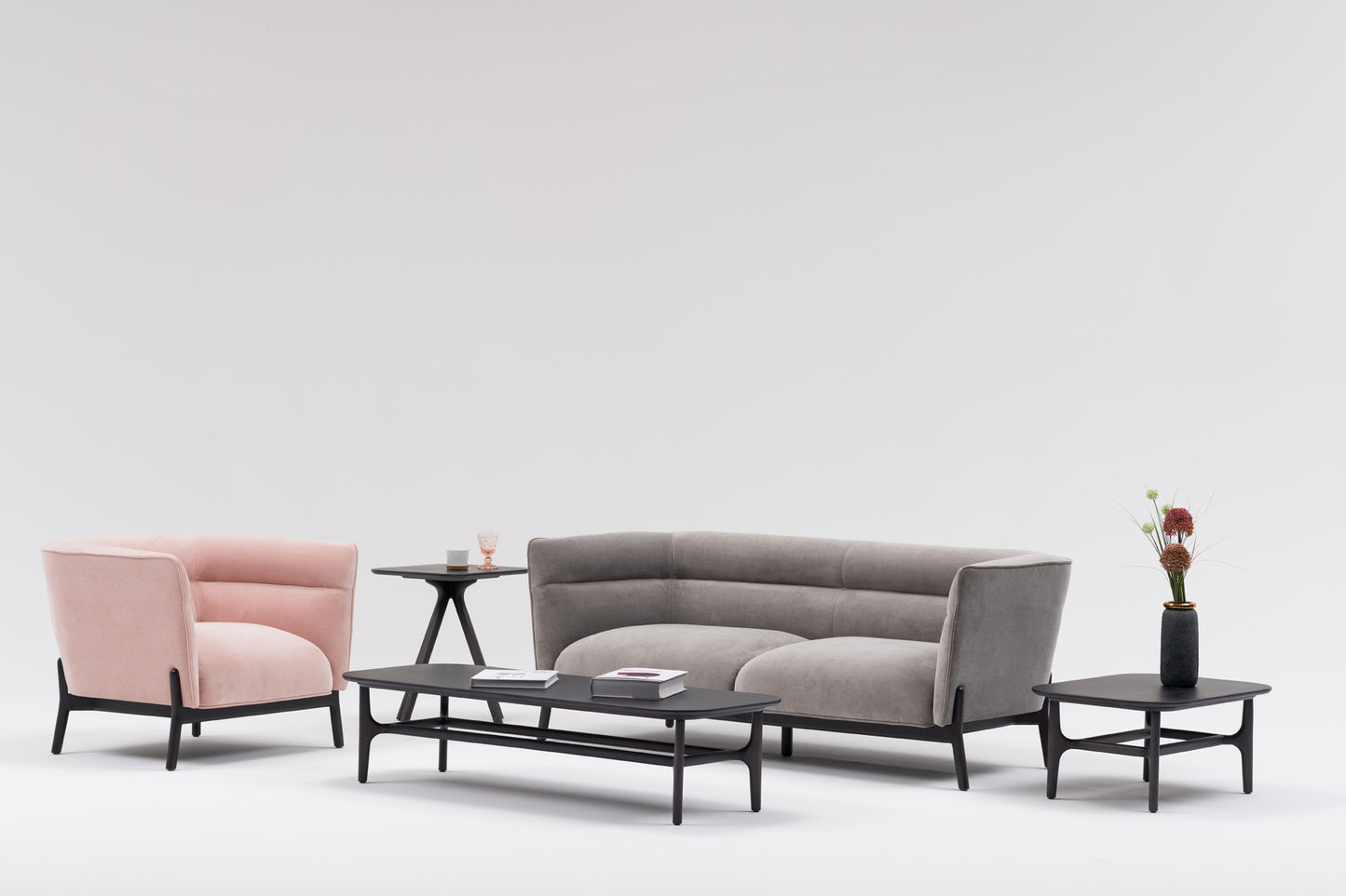 Orvi Lounge Chair