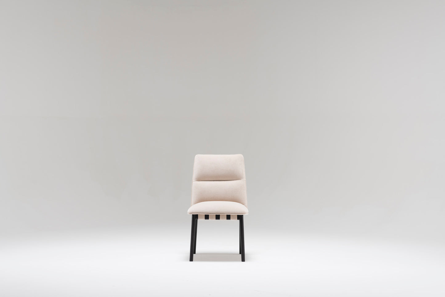 Uriah Chair