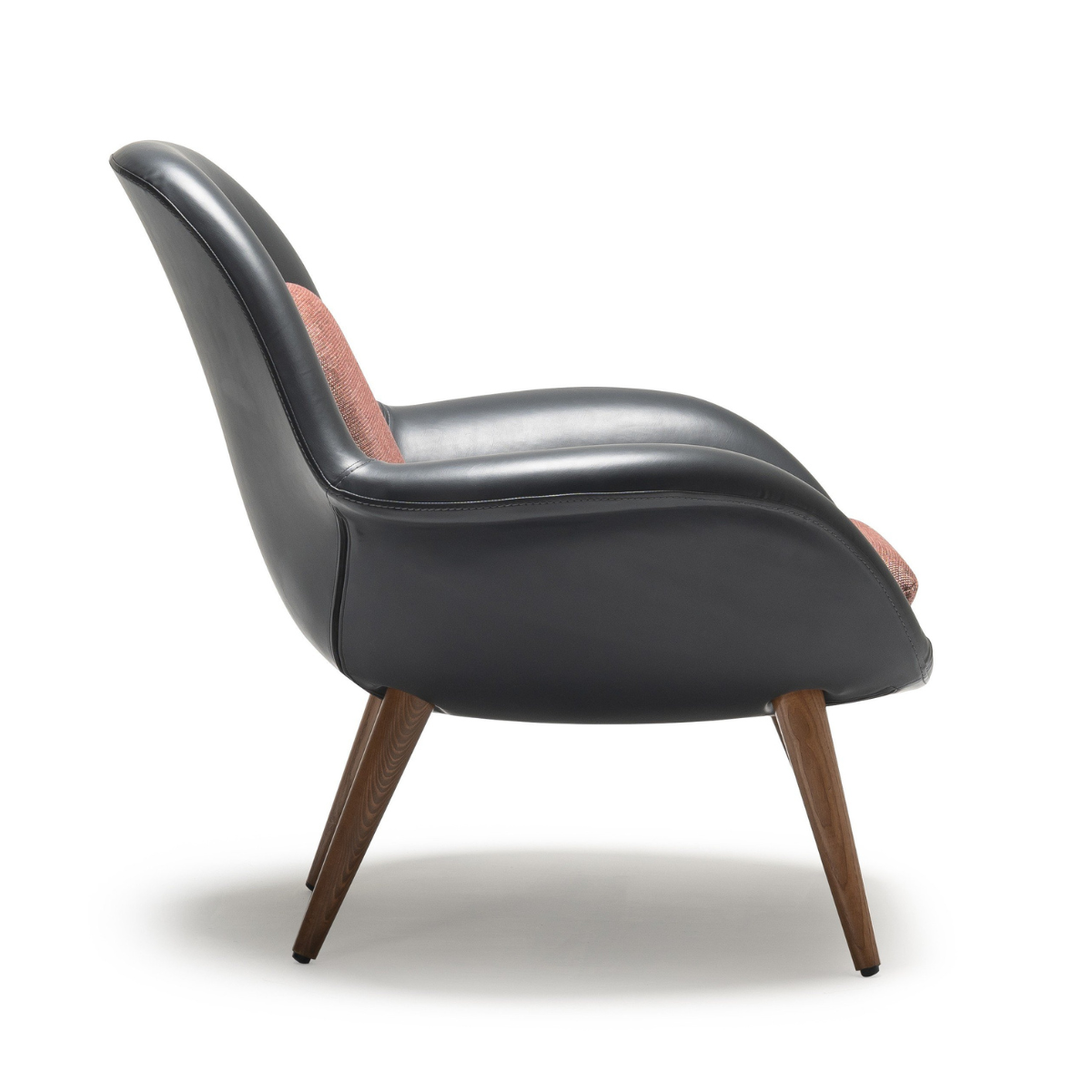 Nare Lounge Chair