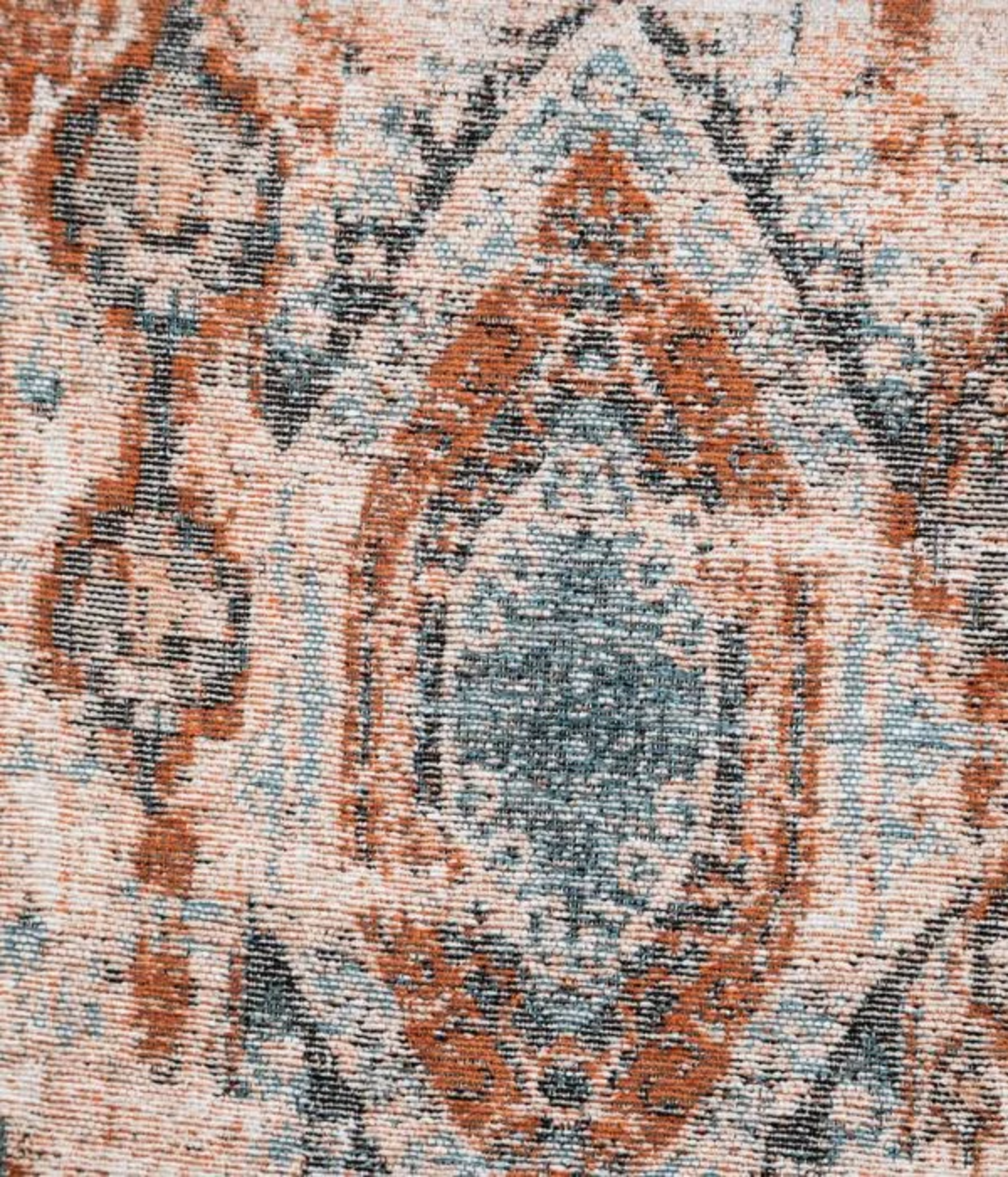 MAGGIE ARMCHAIR ETHNIC PATTERNED TILE