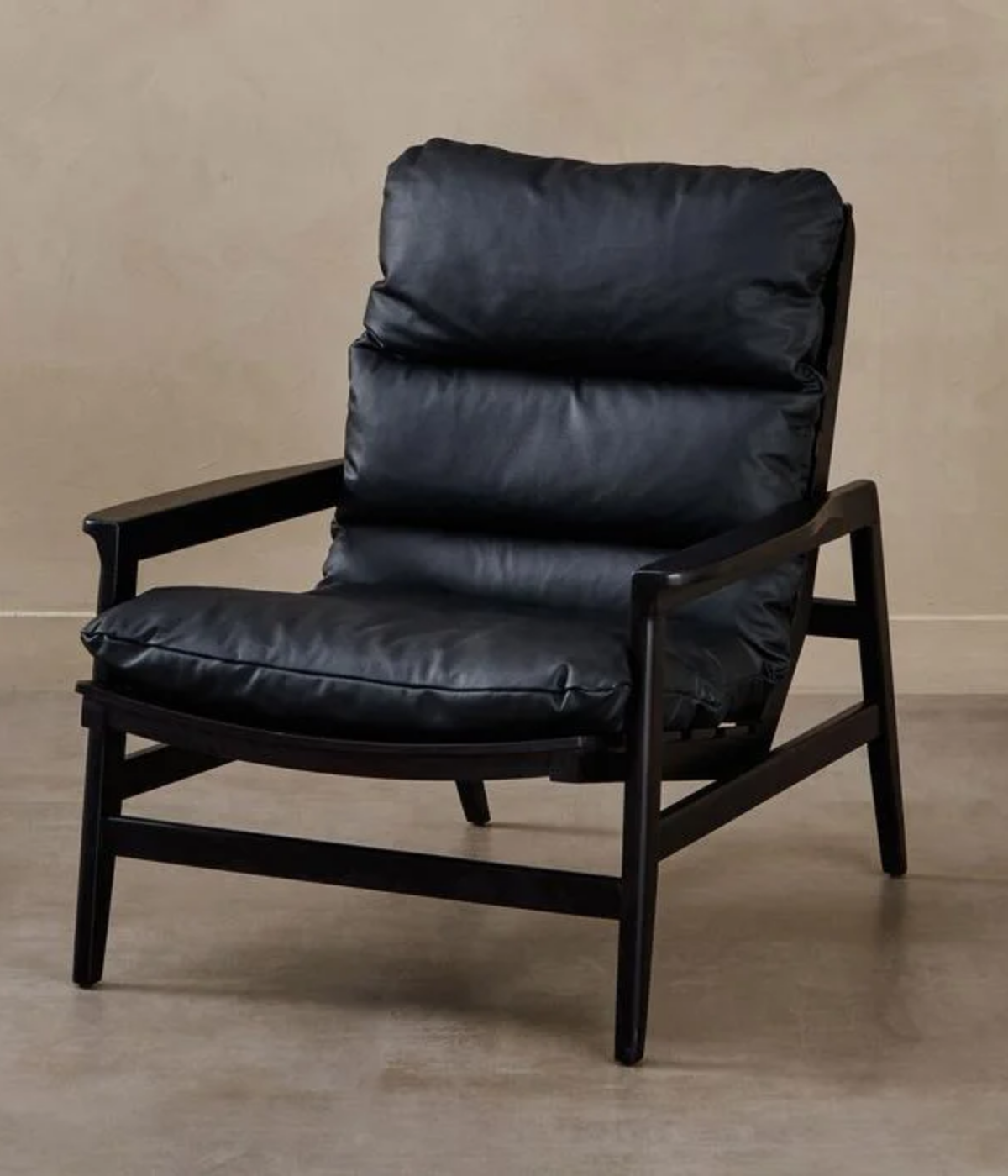 MITTE ARMCHAIR LEATHER BLACK